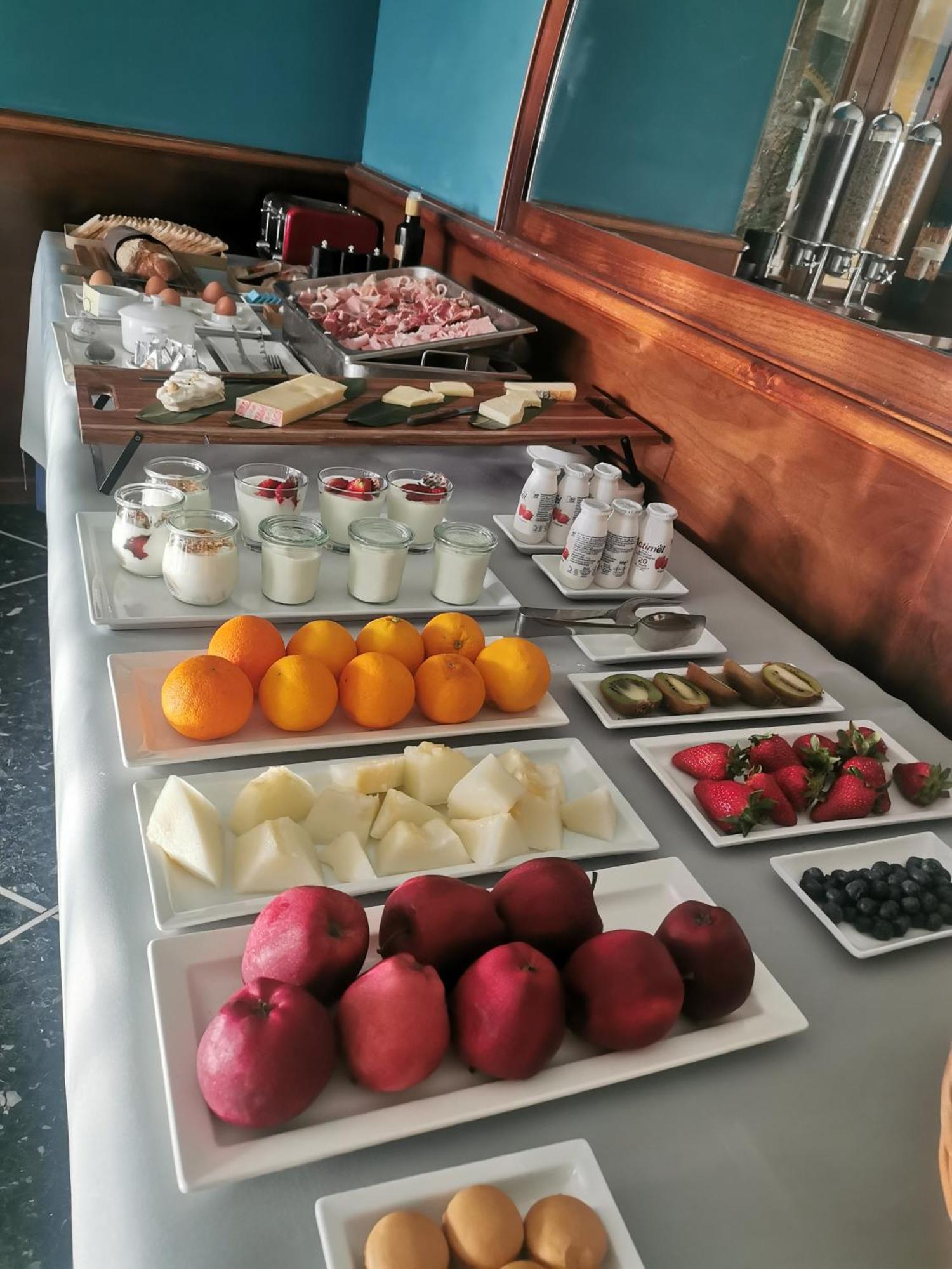 Albium Hotel Albenga Luaran gambar